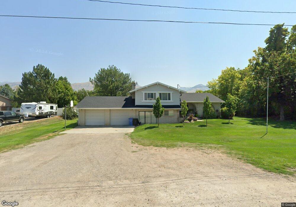 130 N Center St, Hyrum, UT 84319 - photo 1
