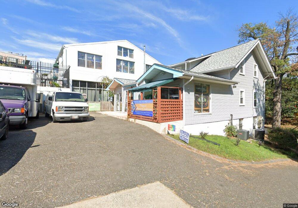 7010 Westmoreland Ave, Takoma Park, MD 20912 - photo 1