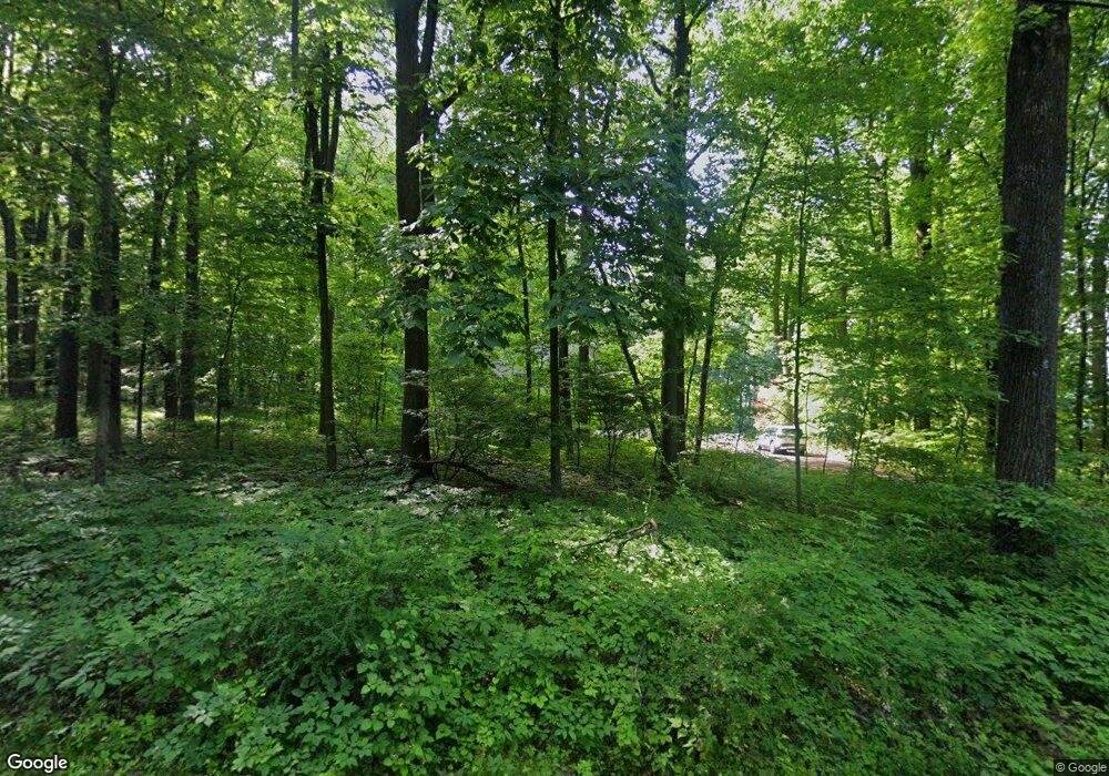 4981 S Mountain Dr, Emmaus, PA 18049 - photo 1