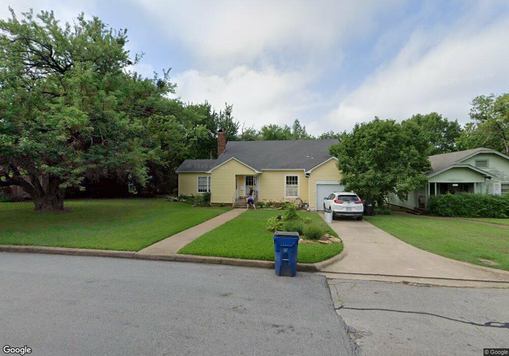 1326 W Walker St, Denison, TX 75020 - photo 1