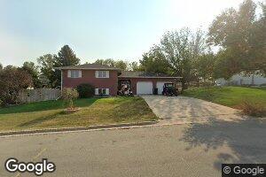 525 E 9th St, Winner, SD 57580