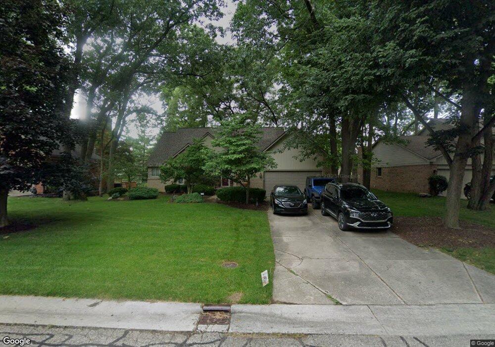 6708 High Ridge Rd, West Bloomfield, MI 48324 - photo 1