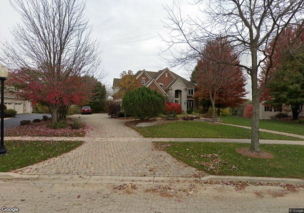 3710 Grand View Ct, Saint Charles, IL 60175 - photo 1