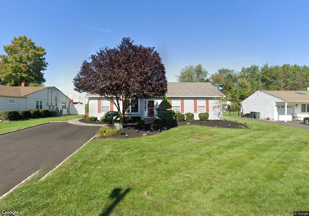 923 Rozel Ave, Southampton, PA 18966 - photo 1