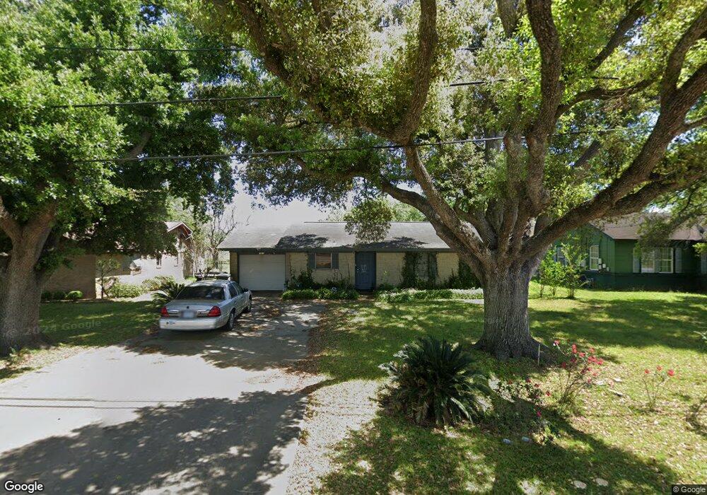 1913 Old Van Vleck Rd, Bay City, TX 77414 - photo 1