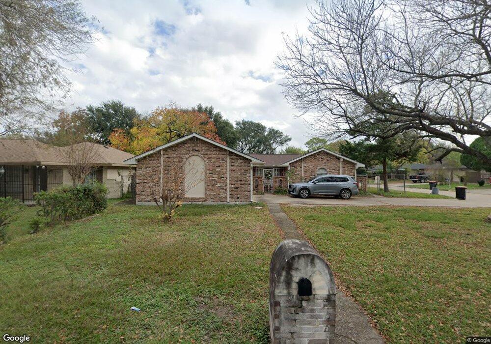 10502 Summerbrook Dr, Houston, TX 77038 - photo 1