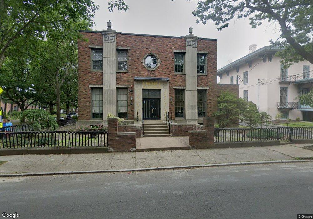 576 Chapel St unit 3, New Haven, CT 06511 - photo 1