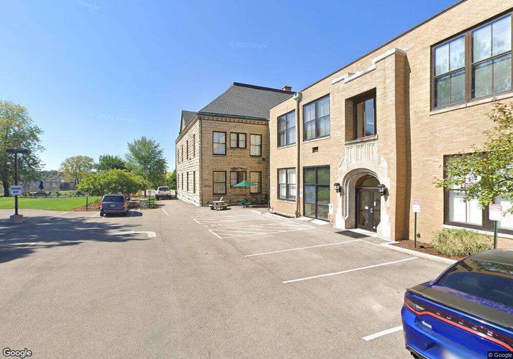 24 N Washington Ave unit 100, Batavia, IL 60510 - photo 1