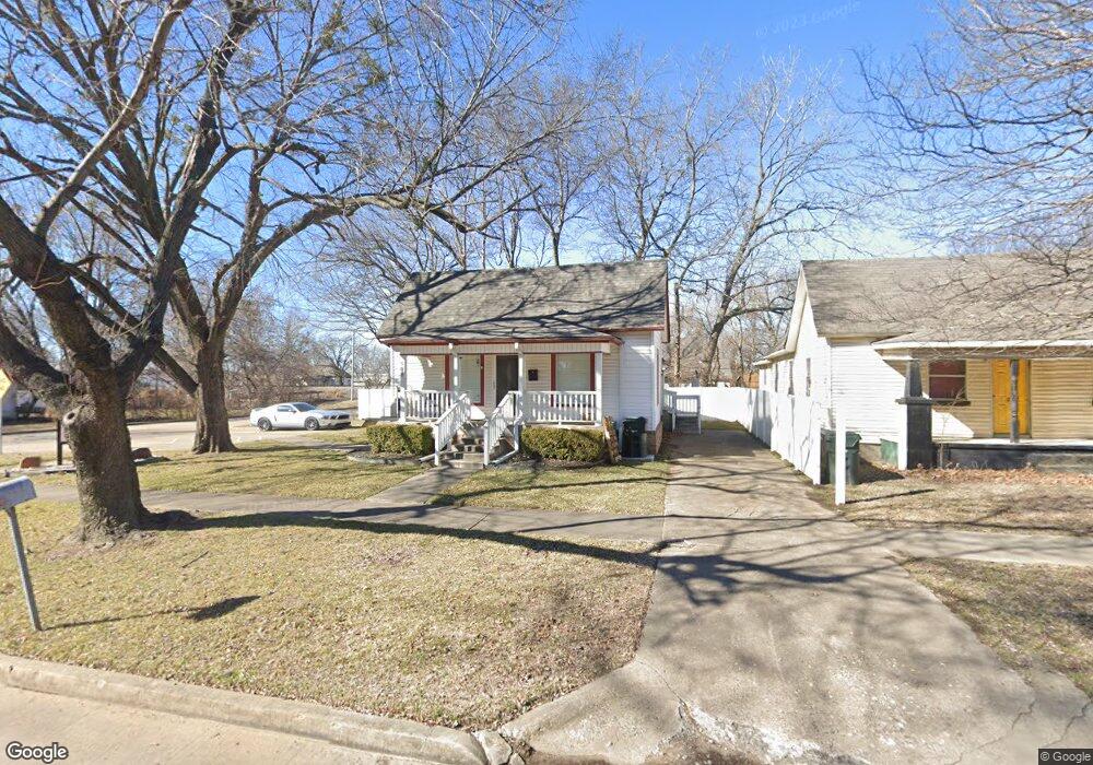 501 N Cherokee Ave, Claremore, OK 74017 - photo 1