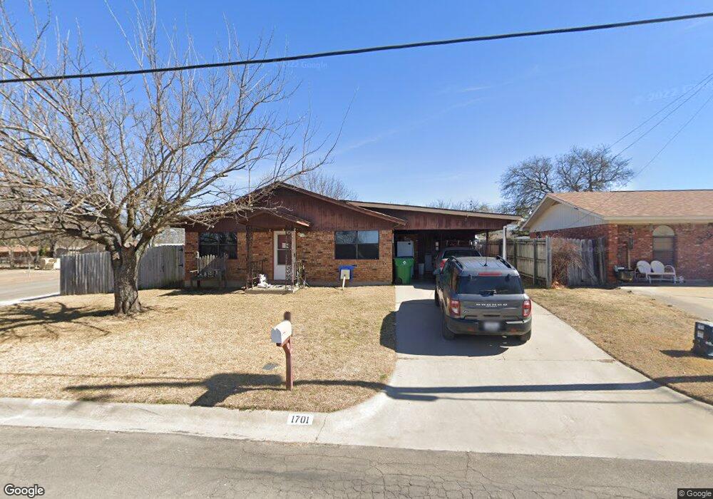 1701 S Hatcher St, Decatur, TX 76234 - photo 1