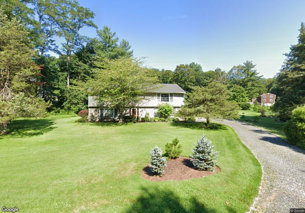 7 Granite Ridge Rd, Redding, CT 06896 - photo 1