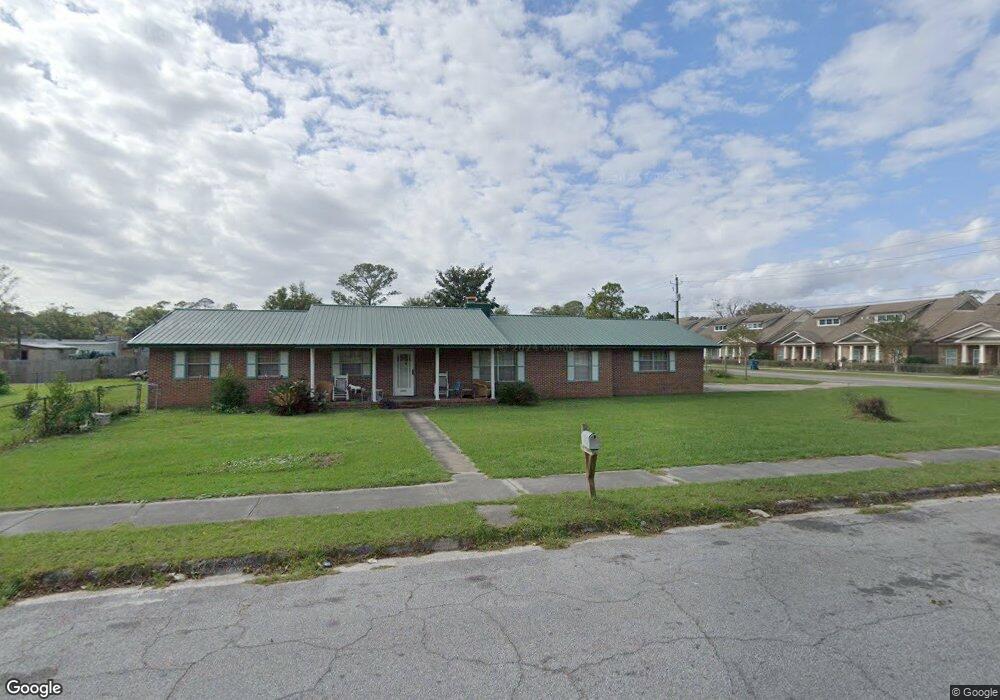 3327 Franklin Ave, Brunswick, GA 31520 - photo 1