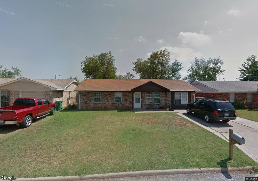 814 W E Ave, Cache, OK 73527 - photo 1