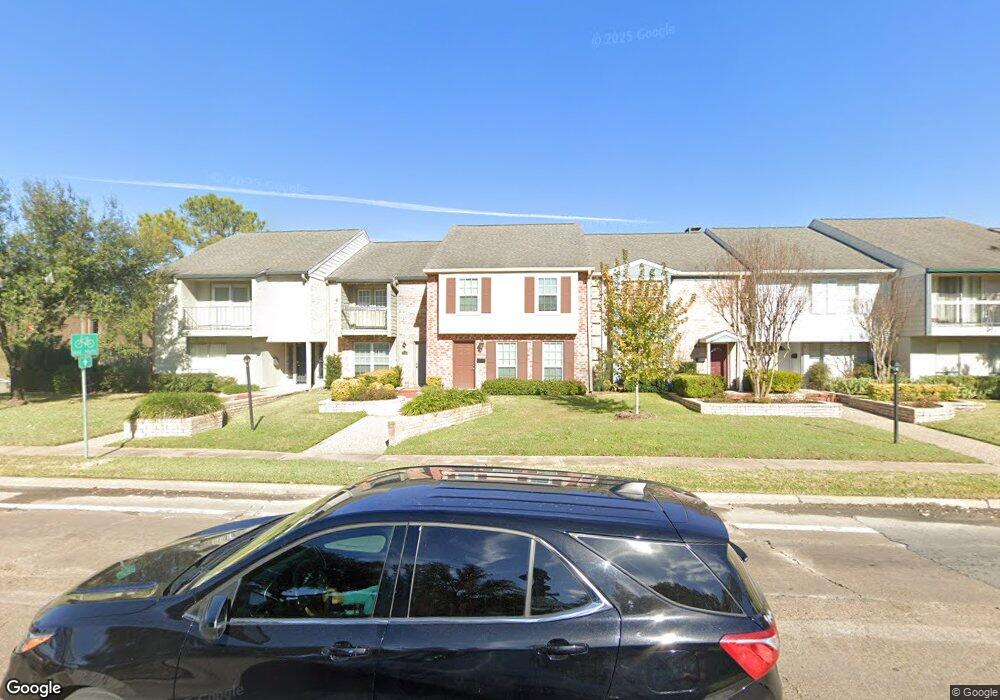 10264 Briar Forest Dr unit 245, Houston, TX 77042 - photo 1