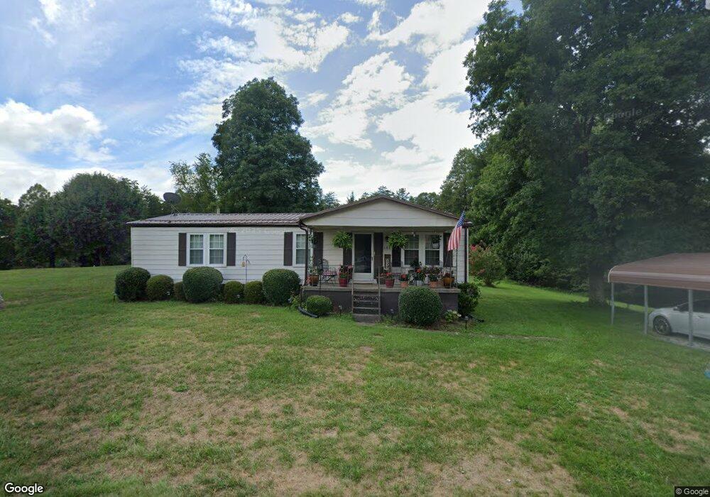 120 Daisy Ln, Martinsville, VA 24112 - photo 1