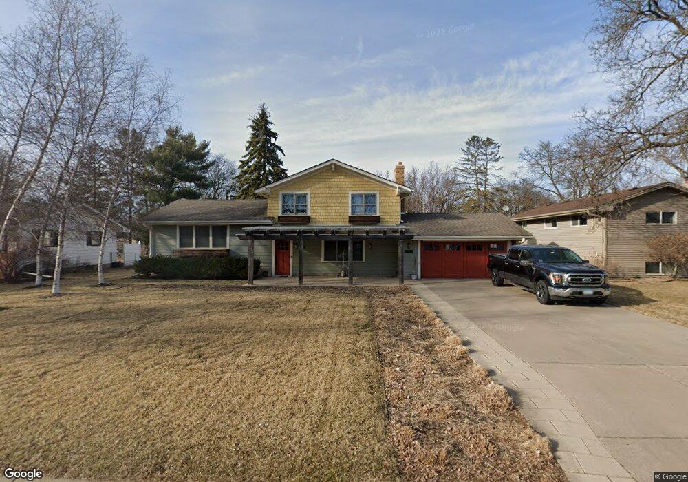 9952 94th Ave N, Maple Grove, MN 55369 - photo 1