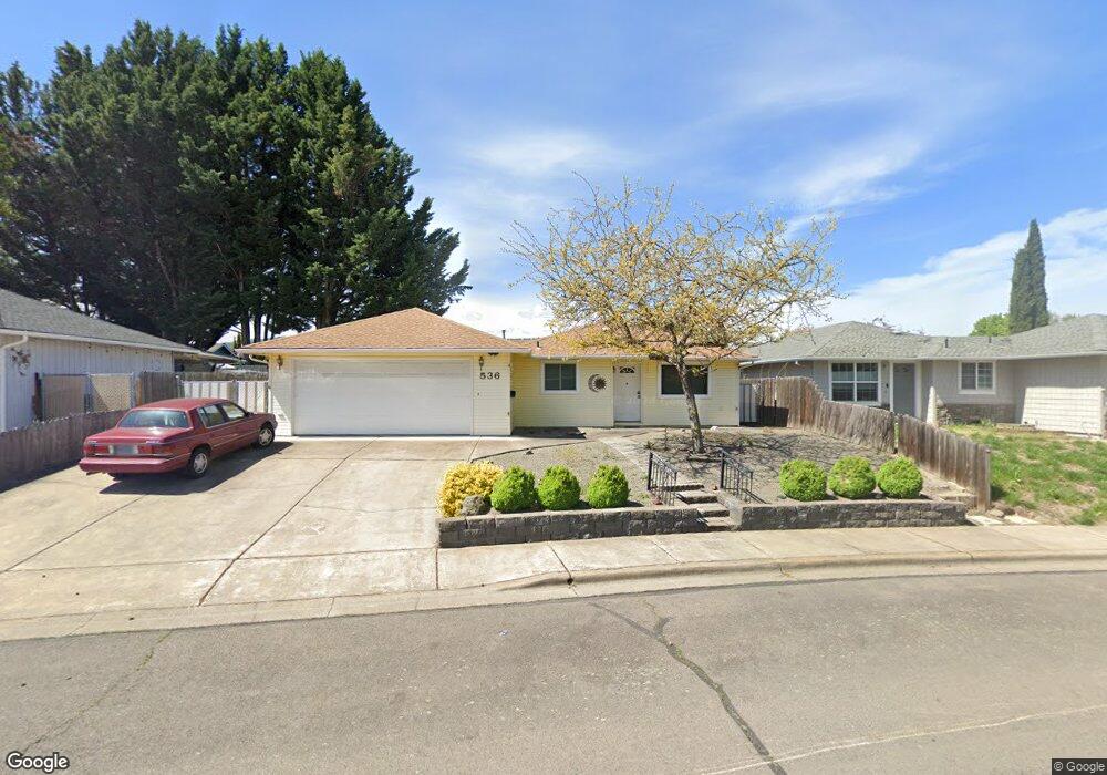 536 Daniel St, Central Point, OR 97502 - photo 1