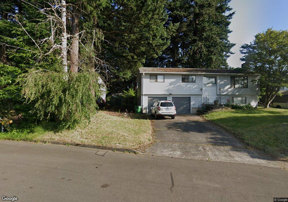 432 SW 8th Cir, Troutdale, OR 97060 - photo 1