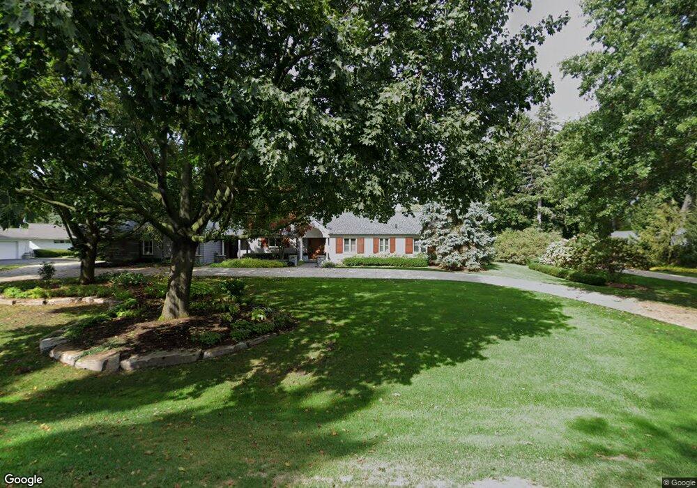 6047 Snowshoe Cir, Bloomfield Hills, MI 48301 - photo 1