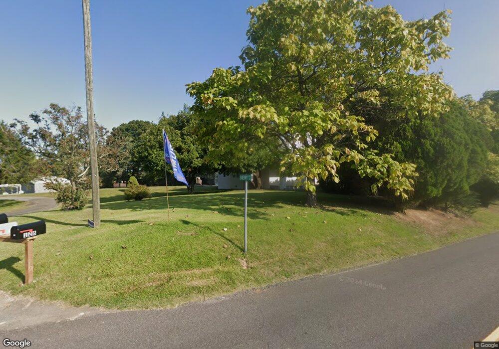 118 Richmond Rd, Castleton, VA 22716 - photo 1