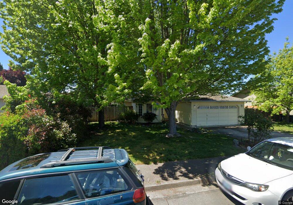 1223 Glengrove Ave, Central Point, OR 97502 - photo 1