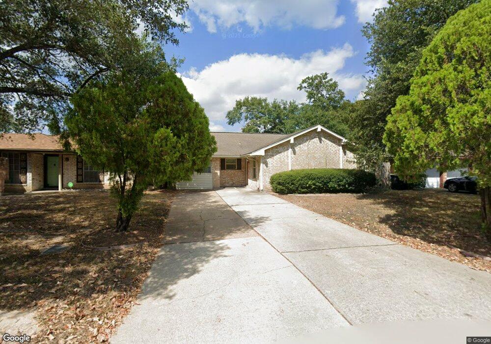 6434 Oaknut Dr, Houston, TX 77088 - photo 1