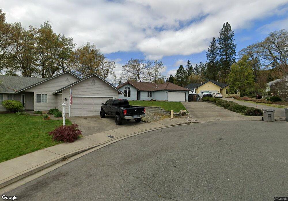 22 SW Leonard St, Grants Pass, OR 97526 - photo 1