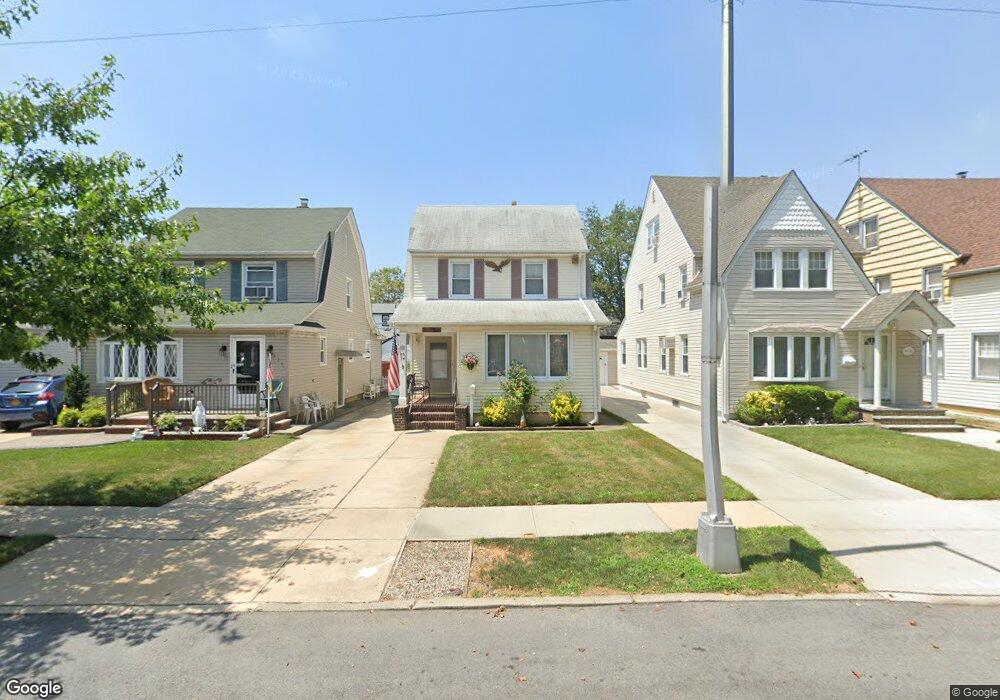 8624 252nd St, Bellerose, NY 11426 - photo 1