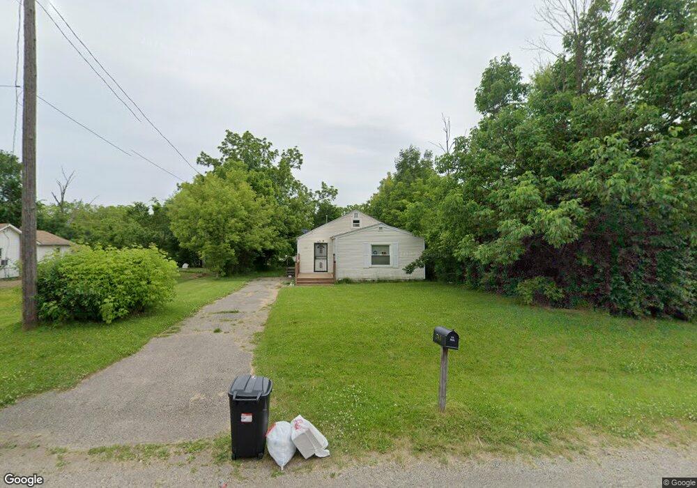 1083 E Juliah Ave, Flint, MI 48505 - photo 1