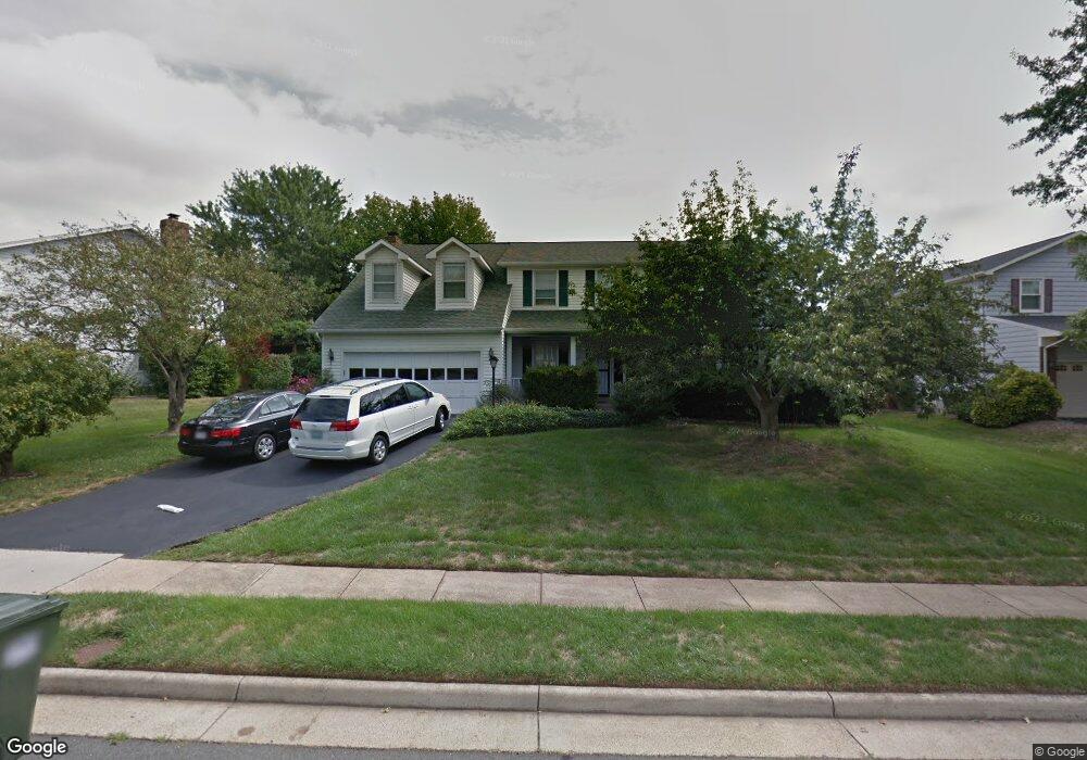 3603 Deerberry Ct, Fairfax, VA 22033 - photo 1