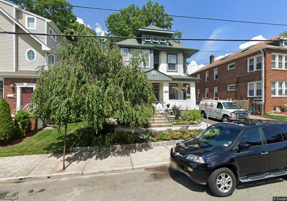 449 Lincoln Ave, Cliffside Park, NJ 07010 - photo 1