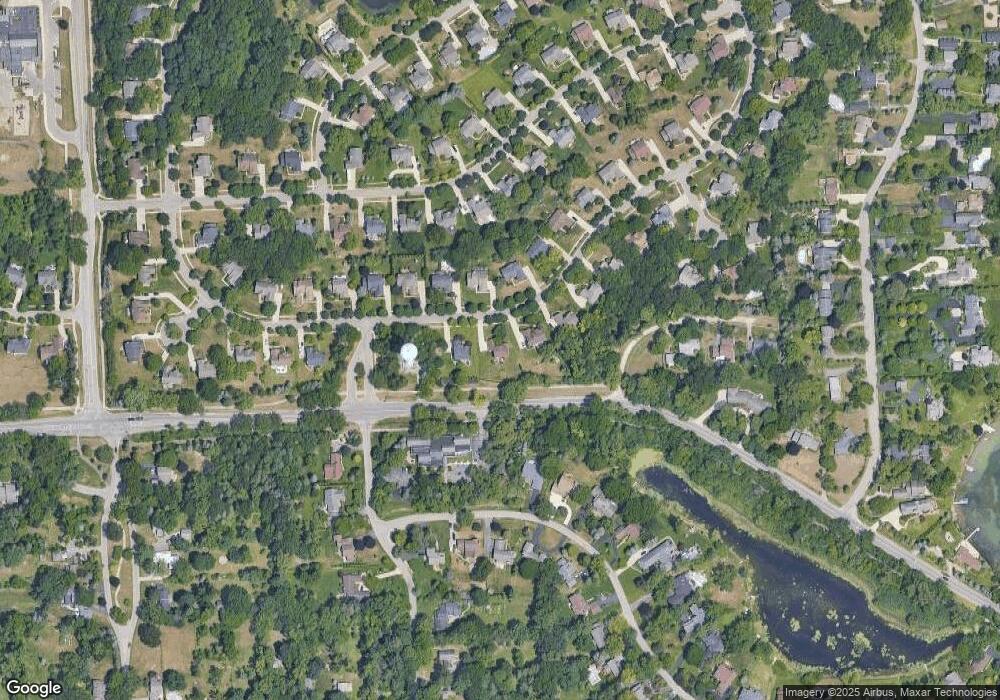 2913 West Bloomfield Oaks Dr, West Bloomfield, MI 48324 - photo 1