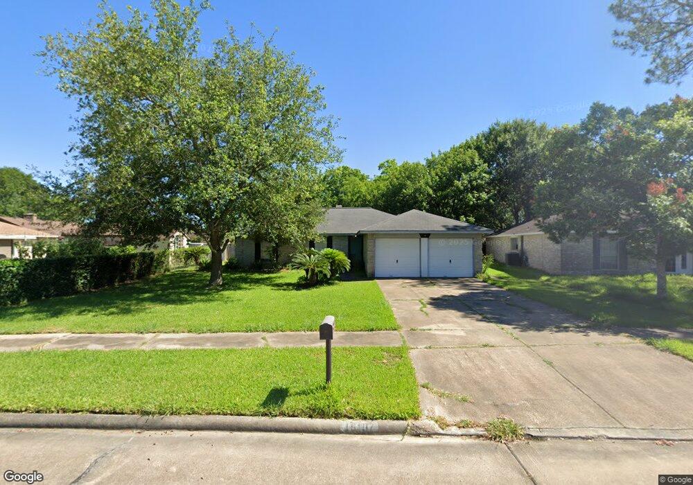 16107 Forest Bend Ave, Friendswood, TX 77546 - photo 1