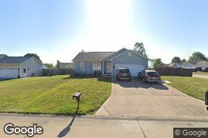 275 Derek Dr, Hawk Point, MO 63349