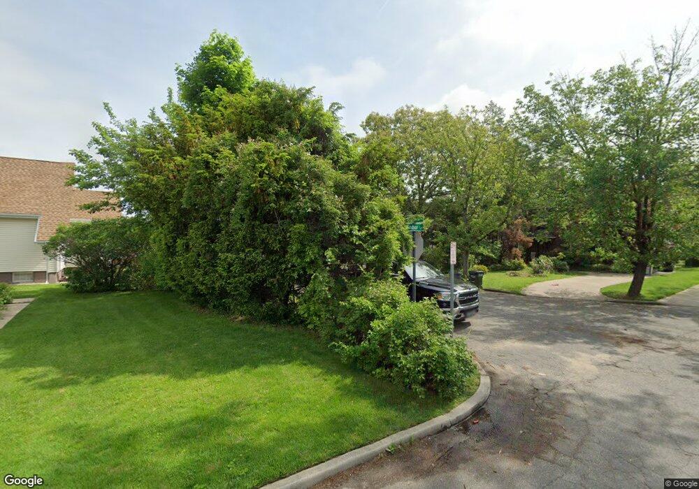 571 Holt St, West Hempstead, NY 11552 - photo 1