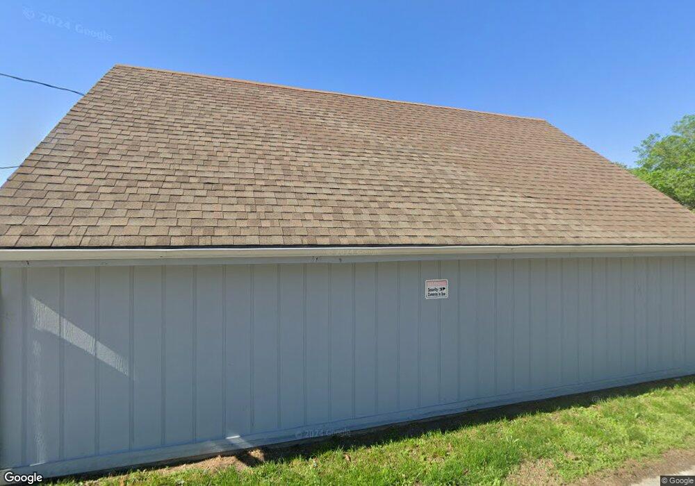 1210 SW 6th Ave, Topeka, KS 66606 - photo 1