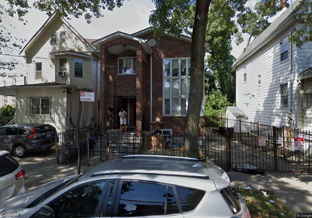 14351 Franklin Ave, Flushing, NY 11355 - photo 1