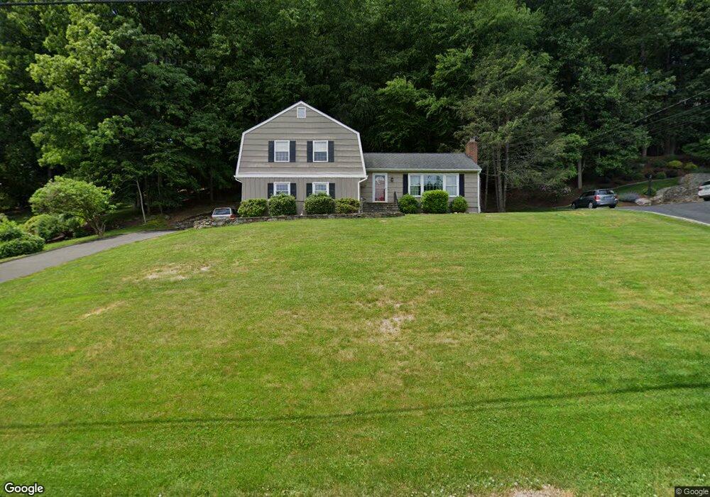 431 Mountain Laurel Rd, Fairfield, CT 06824 - photo 1