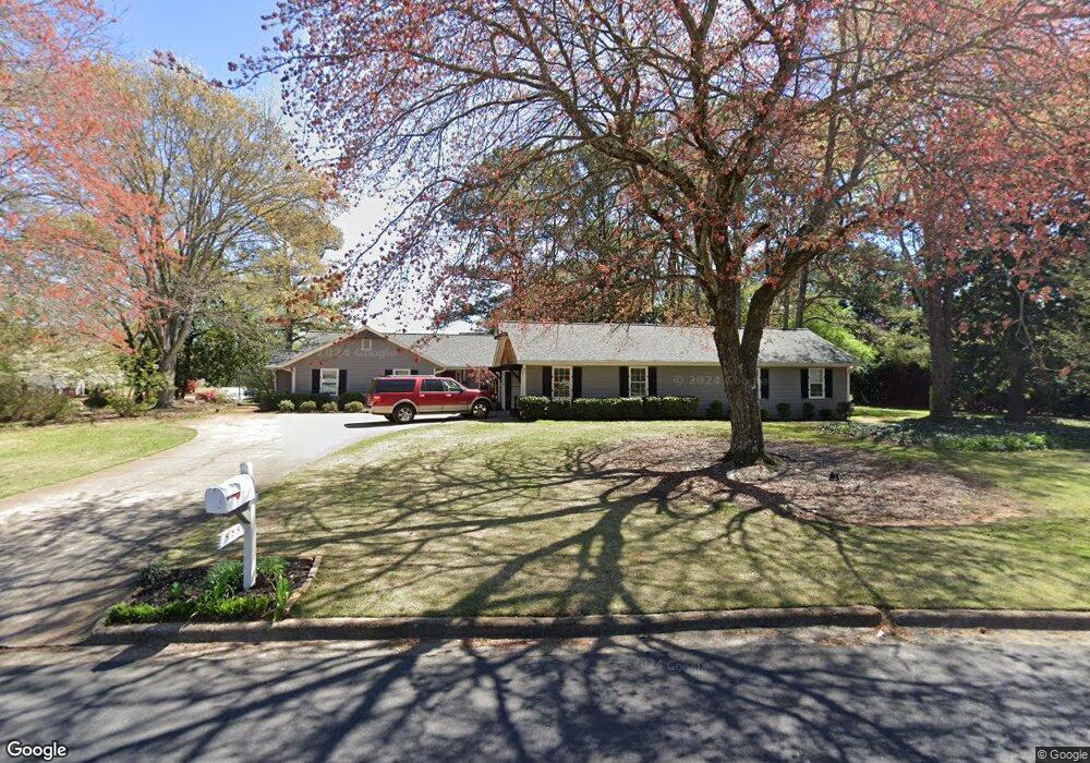 525 Saddle Horn Cir, Roswell, GA 30076 - photo 1