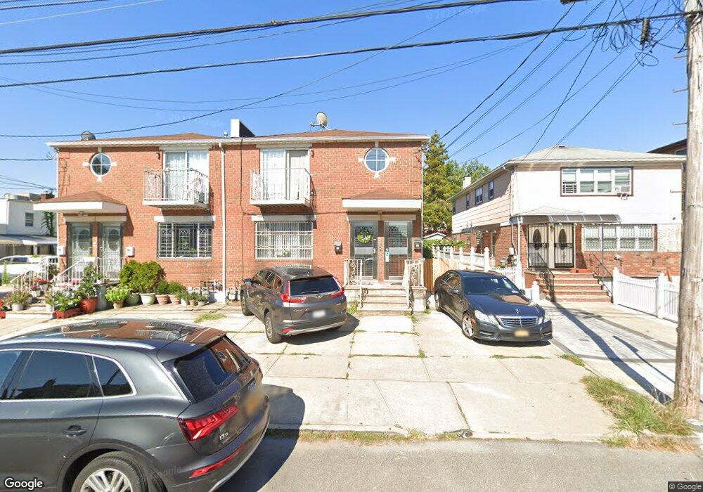 4366 164th St, Flushing, NY 11358 - photo 1