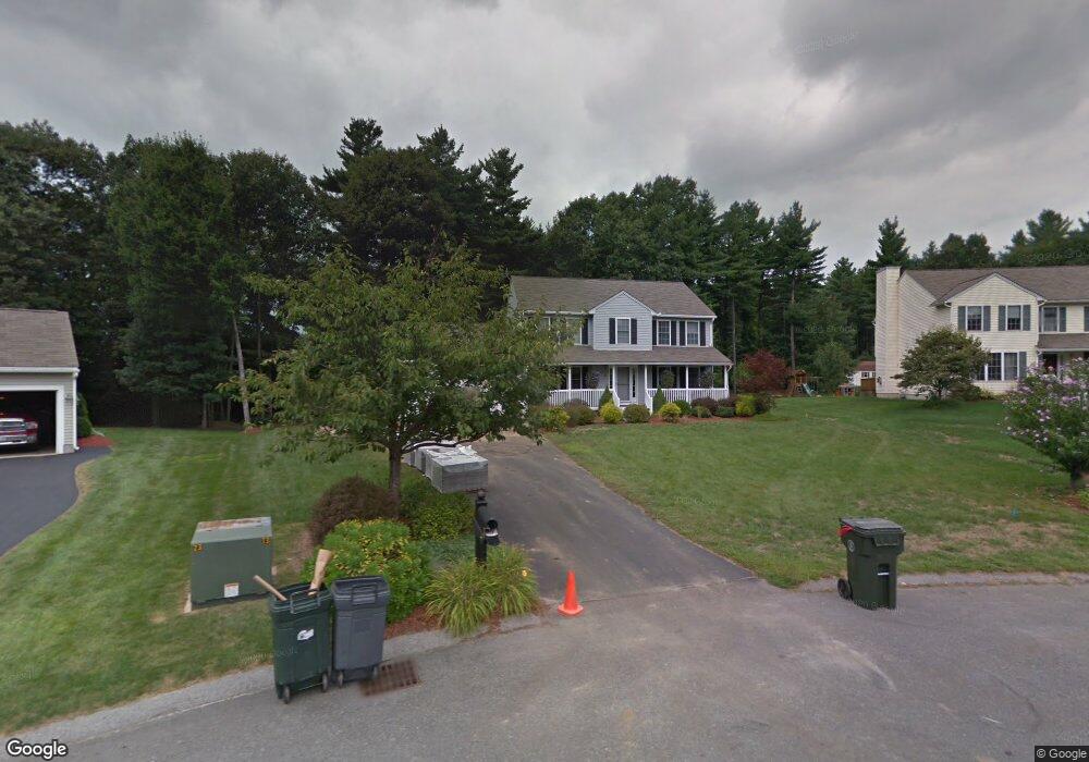 8 Acorn Dr, Londonderry, NH 03053 - photo 1