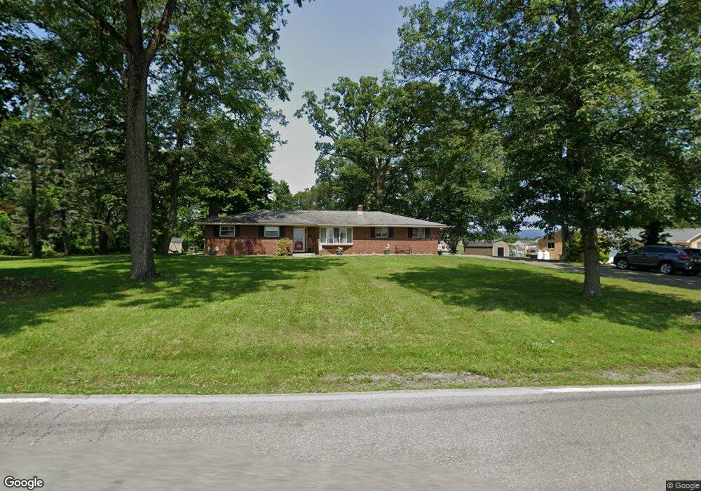 506 Hahn Rd, Nazareth, PA 18064 - photo 1