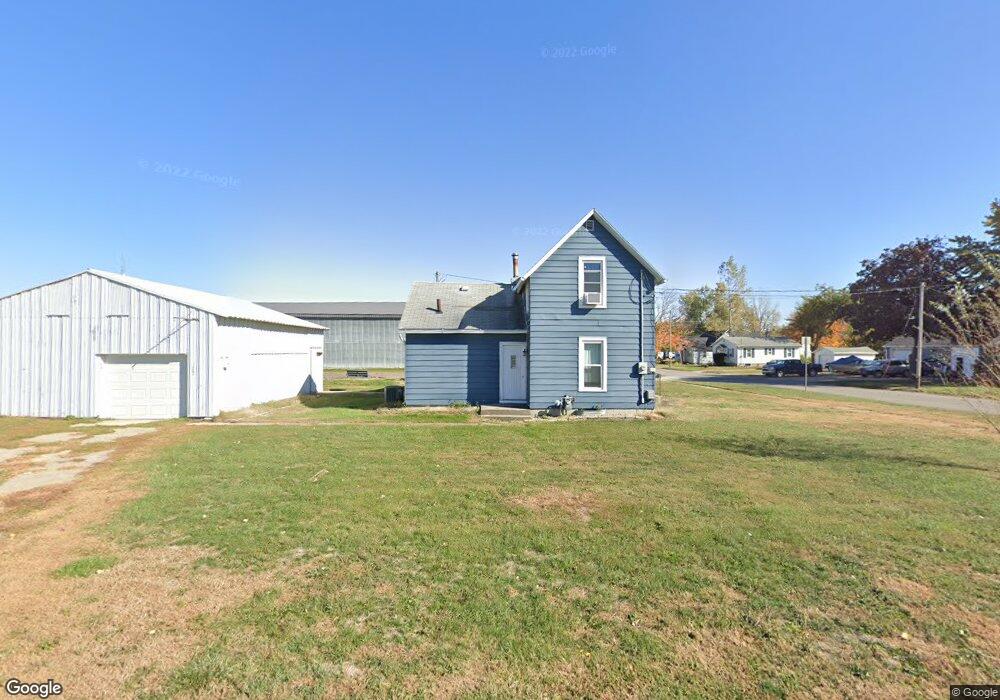 702 N 10th Ave E, Newton, IA 50208 - photo 1