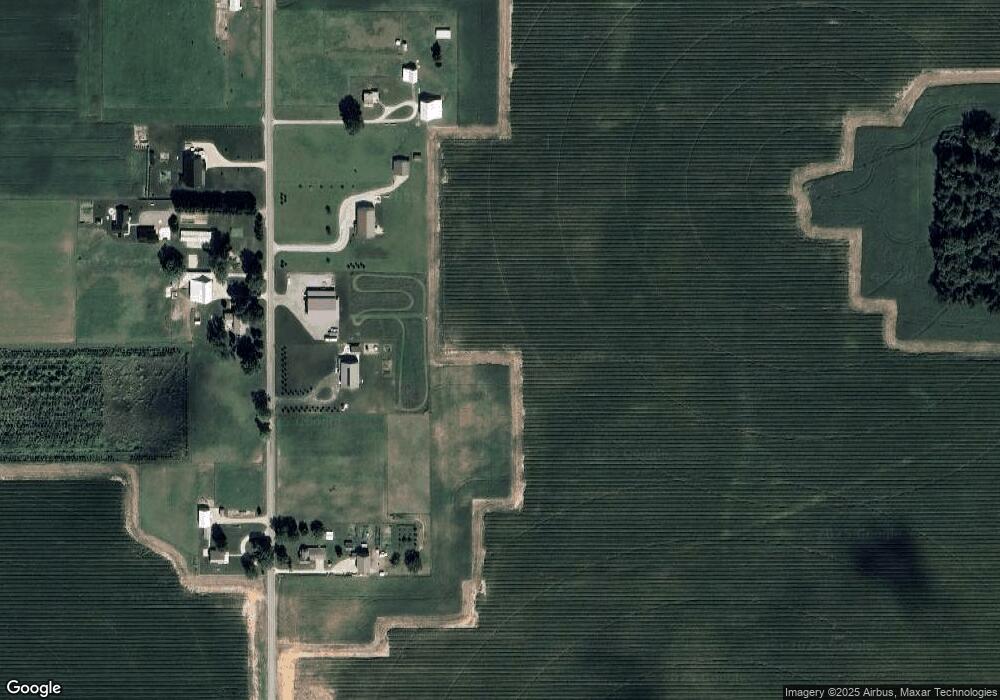 9206 N 900 W, Nappanee, IN 46550 - photo 1