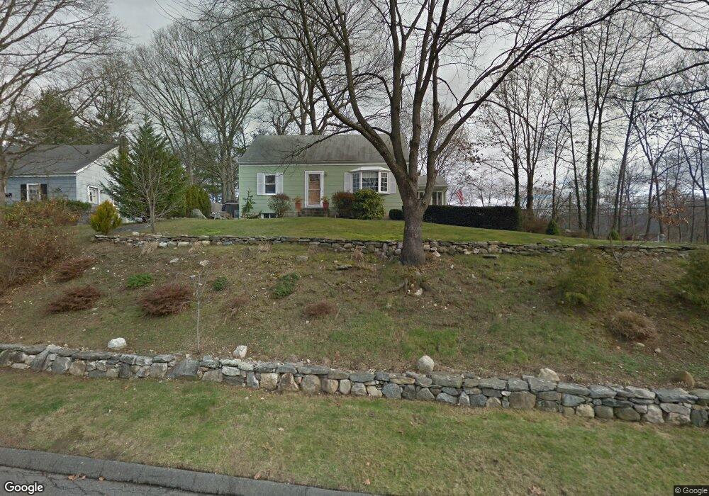 11 Lewis Rd, Stamford, CT 06905 - photo 1