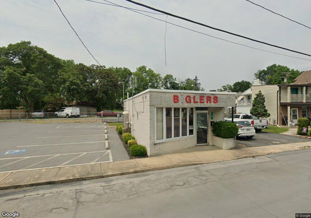 23 S 4th St, Chambersburg, PA 17201 - photo 1