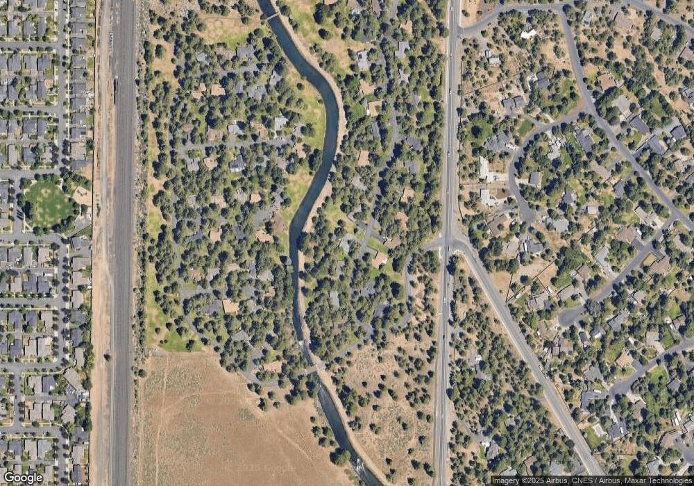 61307 Robin Hood Ln, Bend, OR 97702 - photo 1