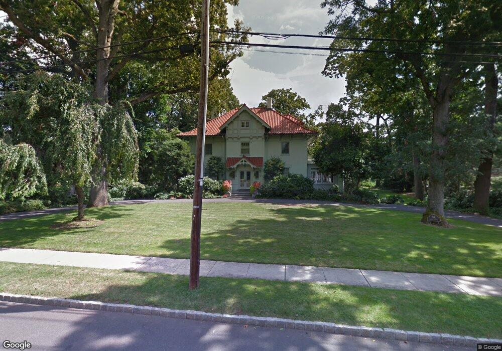 81 Hobart Ave, Summit, NJ 07901 - photo 1