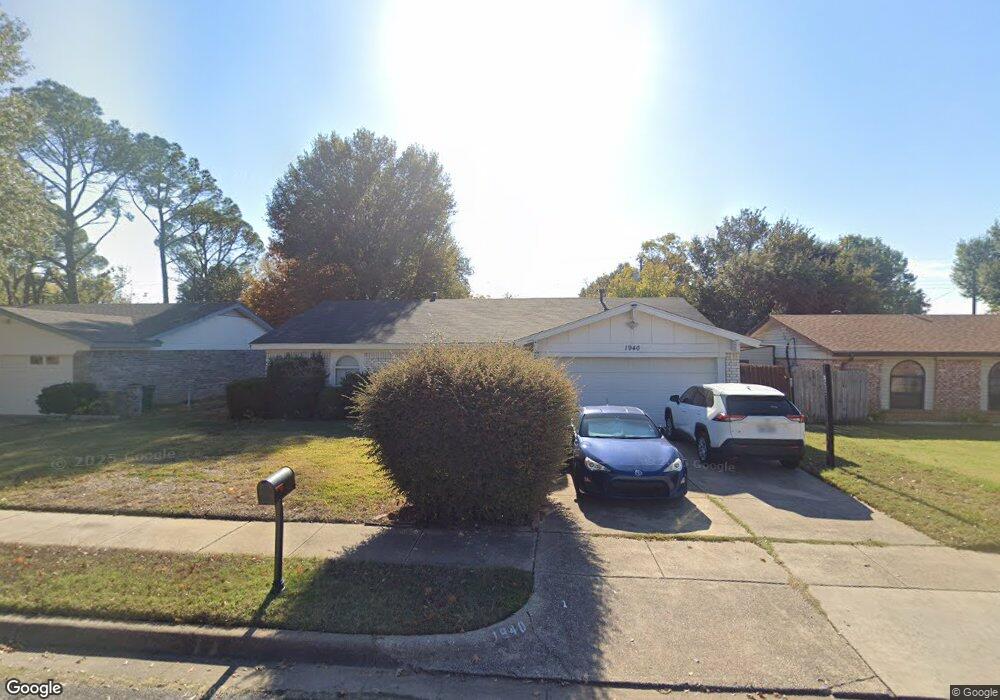 1940 Knoxville Dr, Bedford, TX 76022 - photo 1