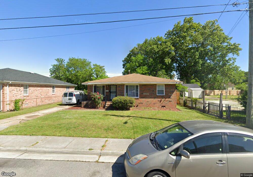 1014 Wilcox Ave, Portsmouth, VA 23704 - photo 1